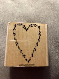 Stampin Up Wood/Rubber Stamp Leaf Vine Heart 2.25” x 2.25” New - Bild 1 von 2