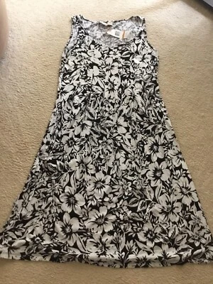 NUEVO VESTIDO MIDI JONES NEW YORK BLANCO NEGRO ALGODÓN PLISADO ACAMPANADO TALLA S $89 Foto 1 de 2