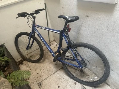 Python Rock FD 260 Men's Mountain Bike 22' Frame 21 Speed - Image 1 of 2