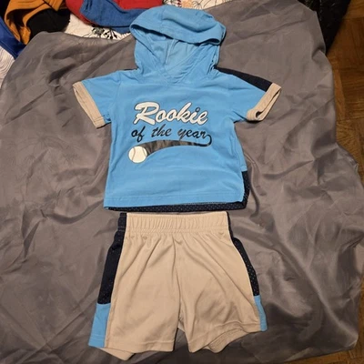 Conjunto de traje de béisbol de 2 piezas para niños pequeños Athletic Works talla 12 meses Foto 1 de 2