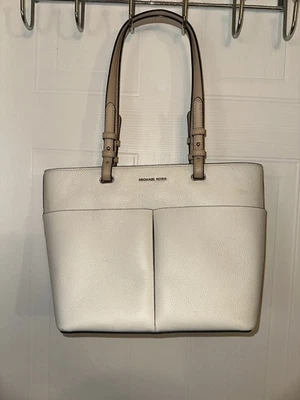 Bolso de Mano Michael Kors Bedford Mediano Superior Bolsillo con Cremallera Foto 1 de 4