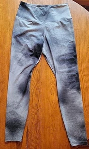 Nike One Dri fit High Rise Full Length Leggings Gray print Women's Large - Picture 1 of 14