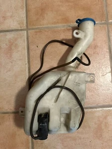 HONDA CIVIC EG OEM Washer Tank Windshield W/ Pump 92 - 95 - Bild 1 von 3