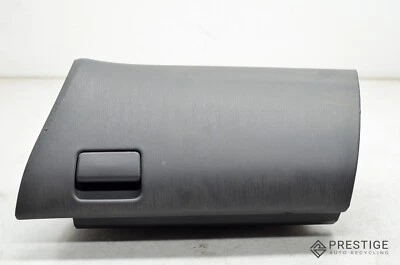 Guantera superior Toyota Prius V 2012-2017 55440-47020 OEM Foto 1 de 4
