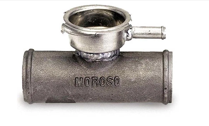 Enchimento de mangueira de radiador Moroso, mangueira de 1-1/2 pol. para mangueira de 1-1/2 pol. - Imagem 1 de 1