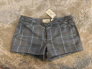 Guess Plaid Blue & Black Stretch Dress Shorts Sz 28 - Picture 1 of 3