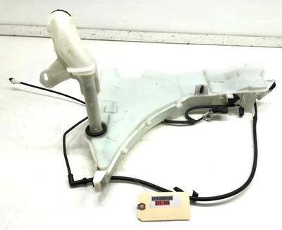 Depósito de lavadora de parabrisas Cadillac CTS 2014-2015 OEM. Foto 1 de 4