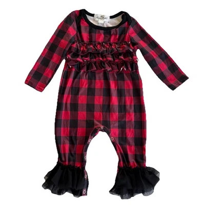 Mameluco Marie Nicole Clothing de una pieza con volantes niñas 6-12M rojo y negro a cuadros Foto 1 de 4