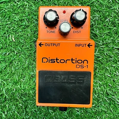Boss : DS-1 Distortion Pedal ( 2009 ) - image 1 of 4