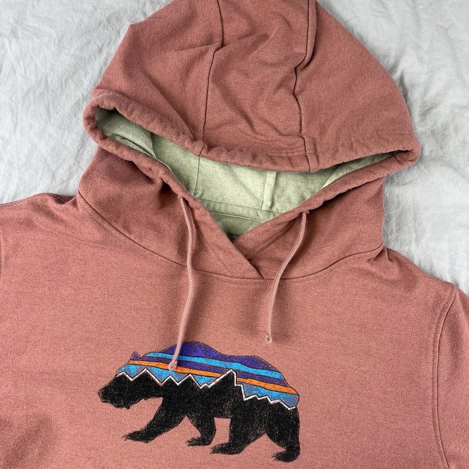 PATAGONIA Uprisal Hoody Womens M Salmon Crop Sweatshirt Sweater Fitz Roy Bear - Image 1 of 4
