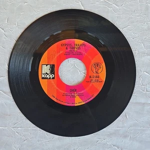 Cher / Gypsys, Tramps & Thieves and He'll Never Know / 45 RPM - Imagen 1 de 3