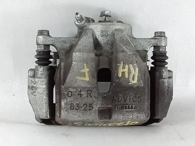 Pinza de freno delantera derecha Toyota RAV4 2016-2017 10,8 diámetro AWD 477300R010 Foto 1 de 4