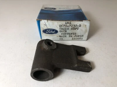 Puerta de cambio Ford Courier Trans D67Z-7232-B original nuevo de stock Foto 1 de 4