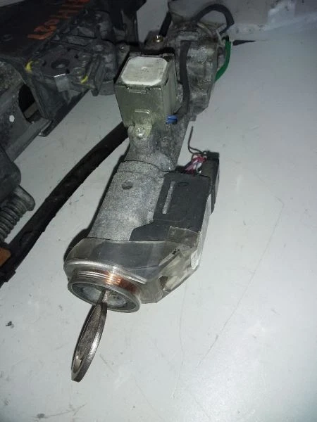 Interruptor de encendido de encendido convencional compatible con 03-18 4 RUNNER 333142 Foto 1 de 1