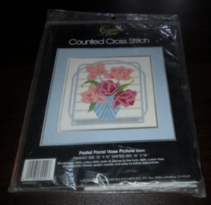 Golden Bee Pastel Floral Vase Picture 60240 16" x 16" - Picture 1 of 2