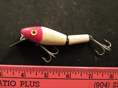 Vintage L & S Jointed BASS-MASTER Model 15 3" Fishing Lure Red Head/White Lure - Image 1 of 4
