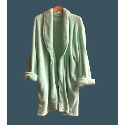 CLASSIC ELEMENTS- WOMENS GREEN ROBE SIZE X-LARGE - Image 1 of 4