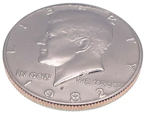 1982 S Kennedy Half Dollar 50C - Clad - Proof (SKU 135) - Picture 1 of 4