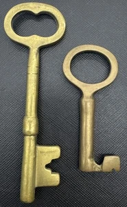 Vintage große Messing Skelett Schlüssel 2er Set Wohndeko Hütte rustikal - Bild 1 von 3