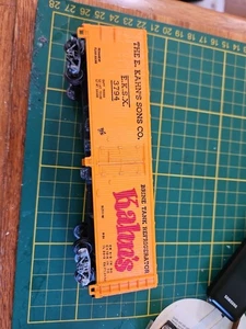 Mantua HO Scale Wood Reefer Kahn's Paint Used - Picture 1 of 6