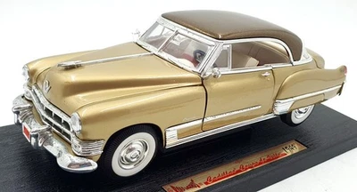 Road Legends 1/18 Scale 92309 - 1949 Cadillac Coupe De Ville - Gold - Image 1 of 4
