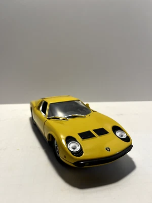 1:18 Anson Miura Lamborghini; Diecast; Yellow; Used for Display - Image 1 of 4