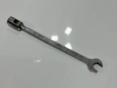 MAC Tools USA M13CHLF Metric 13mm Flex Head Combination Wrench - 6 Point - Image 1 of 4