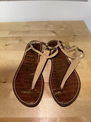 Sandalias planas Sam Edelman "GIGI" beige charol correa en T talla 8,5 Foto 1 de 4