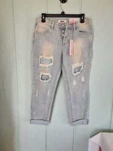 Refuge #195 Women's Cropped Boyfriend Jeans NWT Sz 2 Distressed Five Pocket - Picture 1 of 10