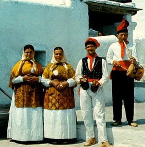 Vintage Postcard Traditional Costume Ibiza Spain Ca'N Costa - Picture 1 of 3