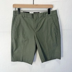 Banana Republic Flat Front 10" Short Women's Size 6 Green NWT Cotton/Spandex - Picture 1 of 7
