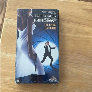 James Bond 007: The Living Daylights VHS factory sealed 1988 - Imagen 1 de 6