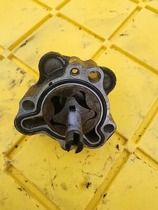 Tohatsu Oil pump assy 3AE076000 30HP 25HP - Picture 1 of 8