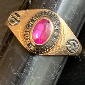 10K Yellow Gold Ruby CHS Chelsea High School Class Ring 1982 Jostens size 6 3.7g - Picture 1 of 11