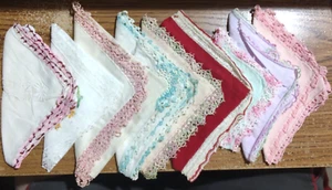 Set of 9 Square Linen Napkins W/Hand Knit Edges & Some Floral Embroidery - Picture 1 of 8