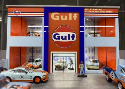 1:64 Gulf Double-Deck Station Garage diorama Led Light # - Image 1 of 4