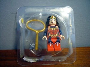 LEGO DC Super Heroes - Exclusive Wonder Woman - Collectible Mini Figure new rope - Picture 1 of 3