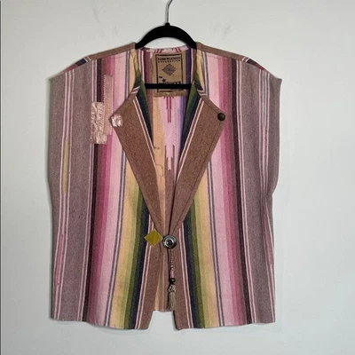 Шерстяной женский жилет Karen Wilkinson Santa Fe Serape с цветочными деталями - Изображение 1 из 4