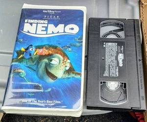 Finding Nemo (VHS, 2003) Disney Pixar Animated Clamshell - Picture 1 of 4