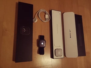 Apple Watch Series 6 44 mm - Zdjęcie 1 z 4