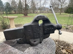 VINTAGE YOST 104 Vise Bench VISE 4" Jaws Machine Shop Vise - Picture 1 of 15