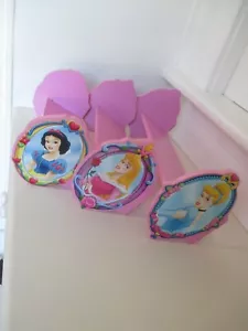 Disney Princess Set of 3 Pink Wooden Wall Shelves Cinderella, Aurora, Snow White - Picture 1 of 12