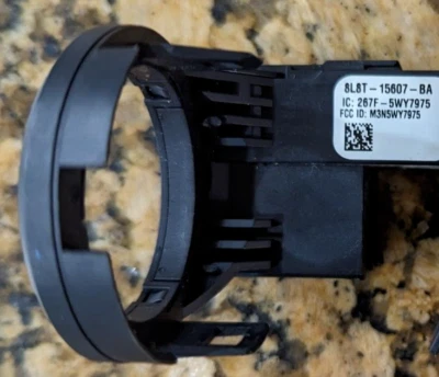 Inmovilizador transceptor antirrobo 8L8T-15607-BA Ford/Lincoln/Mercury Foto 1 de 4