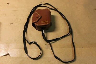 MEDIDOR DE EXPOSICIÓN A LA LUZ WESTON FUNCIONANDO CON ESTUCHE Foto 1 de 4