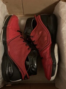 ADIDAS ADIZERO ROSE 1 - UNIVERSITY RED BLACK WHITE - OG 2010 - SIZE 9 - G22538 - Picture 1 of 10