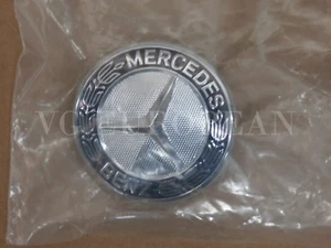 Mercedes Benz Genuine W204 C-Class Grille Flat Star Badge Emblem C250 C350 C63 - Bild 1 von 3