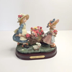 MONTEFIORI COLLECTION ITALY DESIGN FIGUR Zwei Mädchen Blumen Schubkarre - Bild 1 von 11