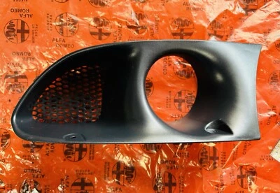 Отделка передних противотуманных фар Alfa Romeo 156 л/ч 60623651 1998-2003 - Изображение 1 из 4