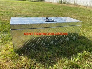 NEW Lockable Aluminium Chequer Plate Toolbox for Trailer Truck Van Lorry 4x4✅ - Picture 1 of 9