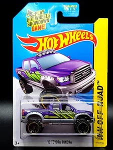 Toyota Tundra 2014 HW todoterreno 131/250 púrpura Hot Wheels 10 nuevo en paquete - Imagen 1 de 7